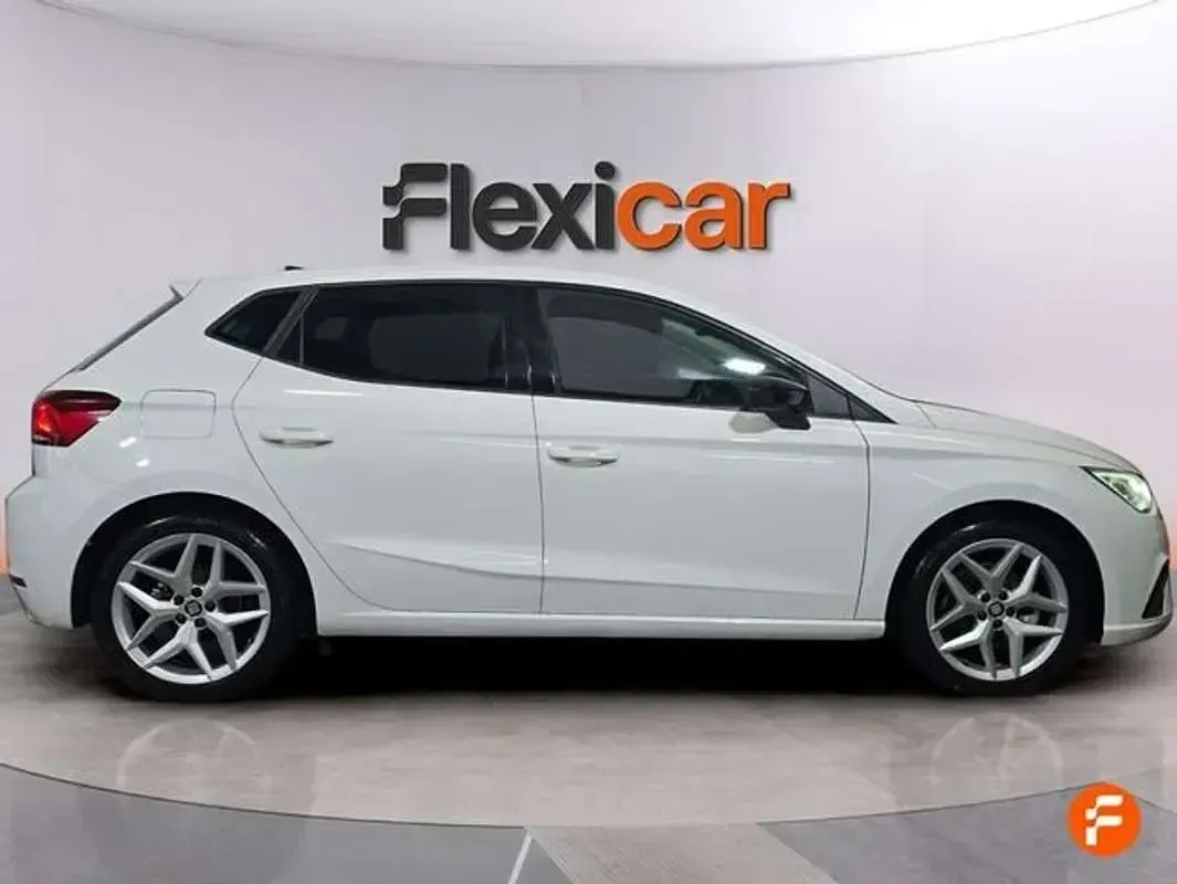 Usado Seat Ibiza FR 116 CV (85 kW) 2019 Blanco Utilitario