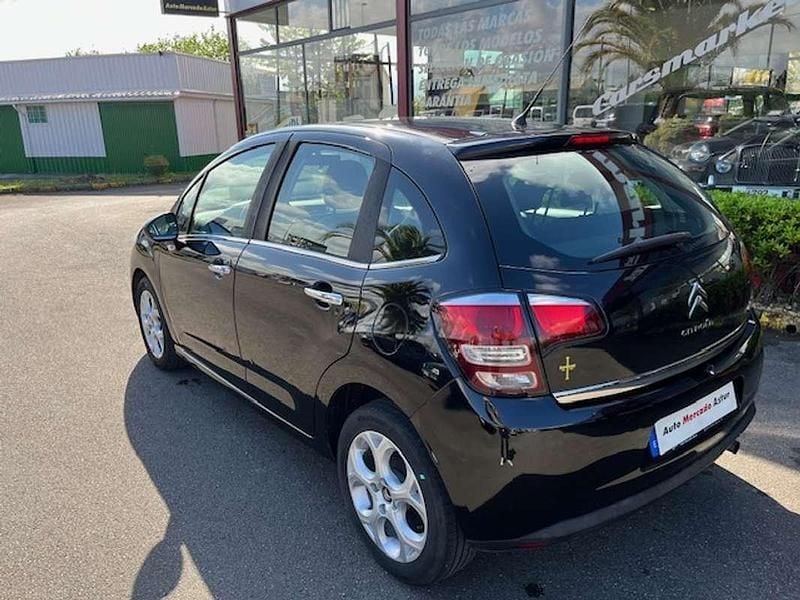 Usado Citroën C3 PureTech 82 CV (60 kW) 2015 Negro Utilitario