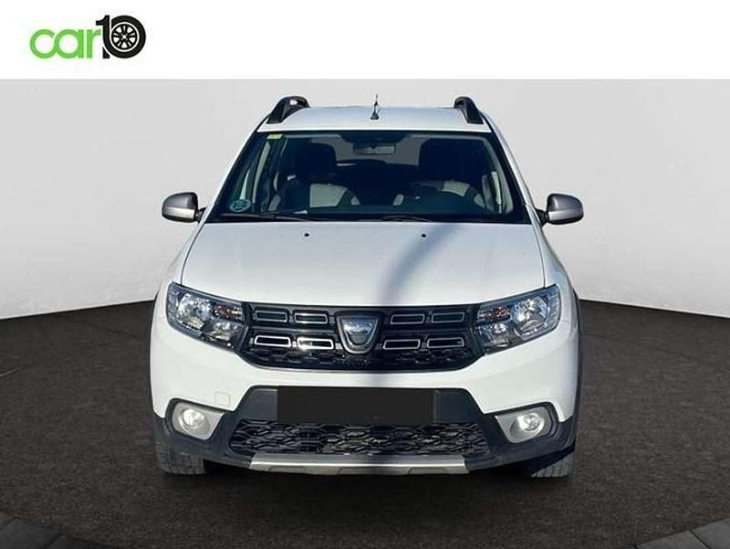 Usado Dacia Sandero Comfort 91 CV (66 kW) 2020 Blanco Utilitario