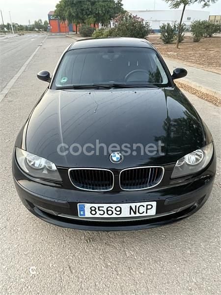 Negro Usado 2007 BMW 116 Utilitario | 6000 € (Precio justo) - Imagen 1/4