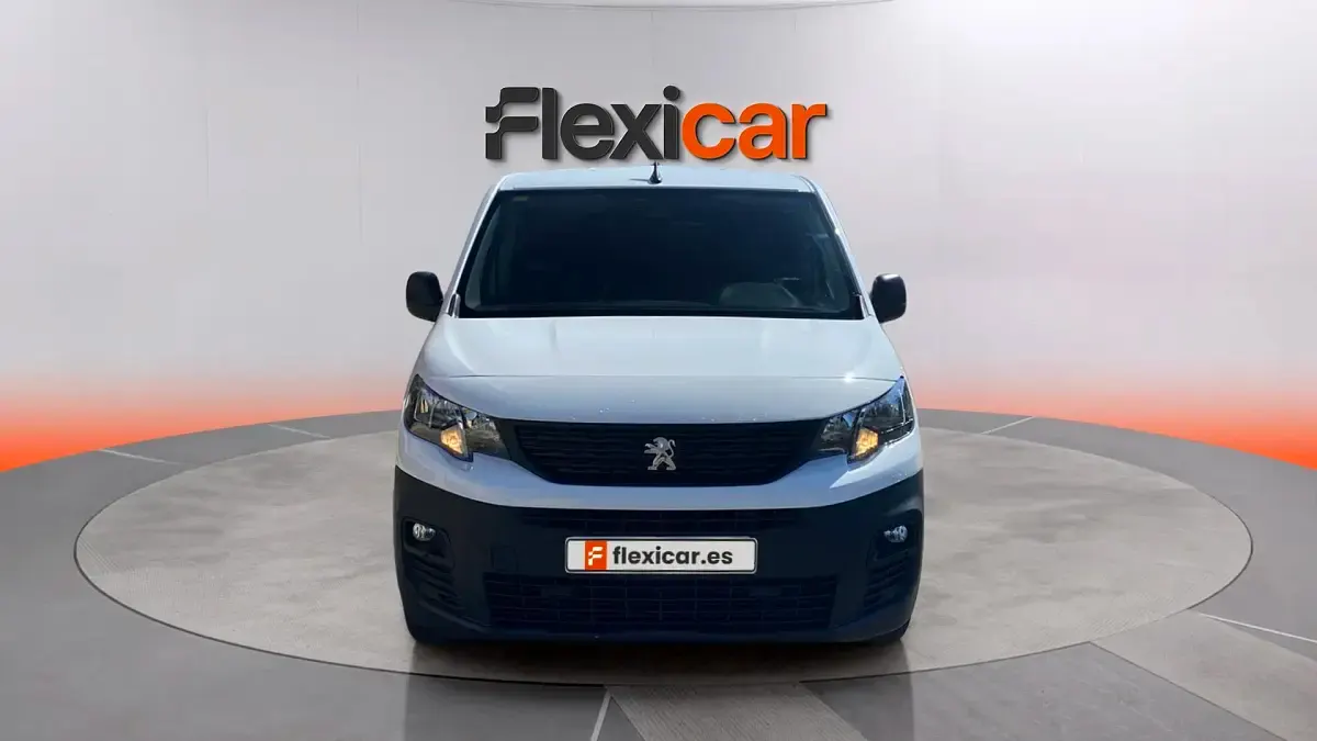 Usado Peugeot Partner 102 CV (75 kW) 2020 Blanco Monovolumen