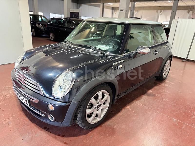 Używany Mini Cooper 116 KM (85 kW) 2005 Czarny Hatchback