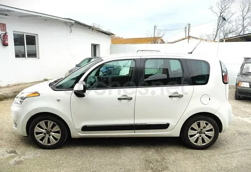 Usado Citroën C3 Picasso Exclusive 120 CV (88 kW) 2010 Blanco Monovolumen
