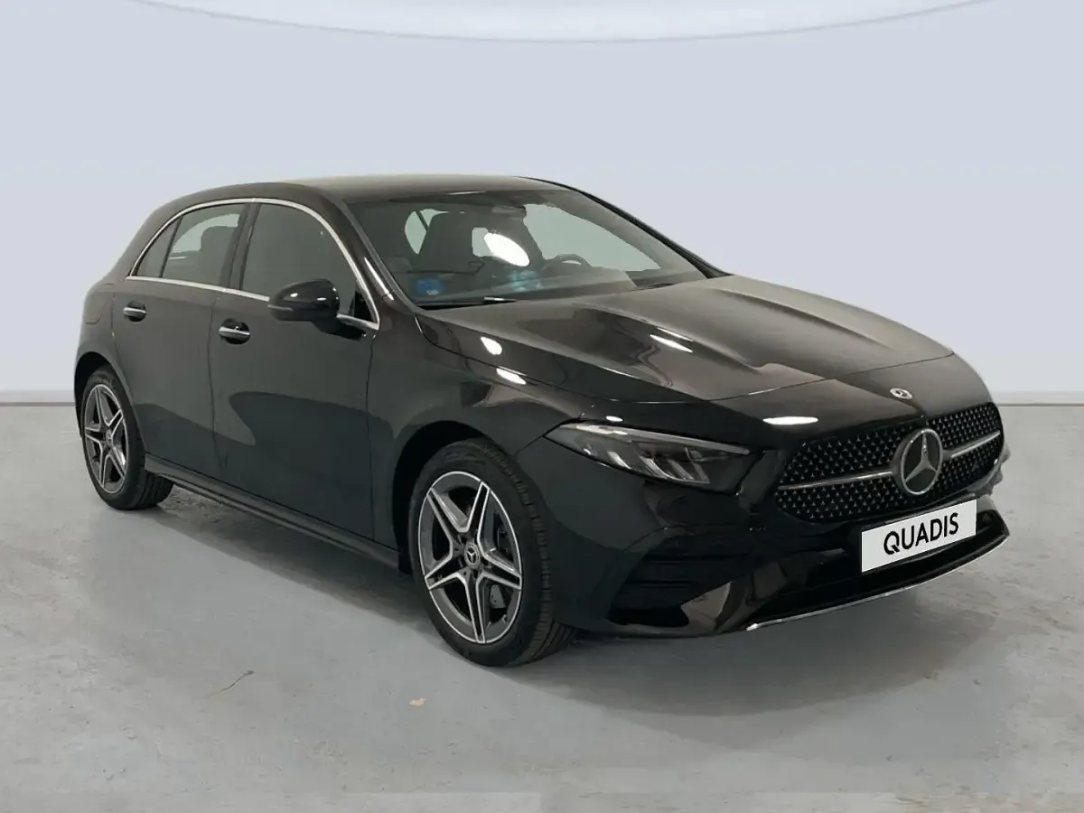 Usado Mercedes A250 218 CV (160 kW) 2025 Negro