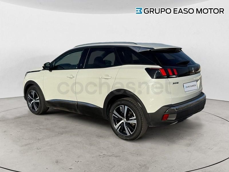 Usado Peugeot 3008 Allure 130 CV (95 kW) 2019 Blanco SUV