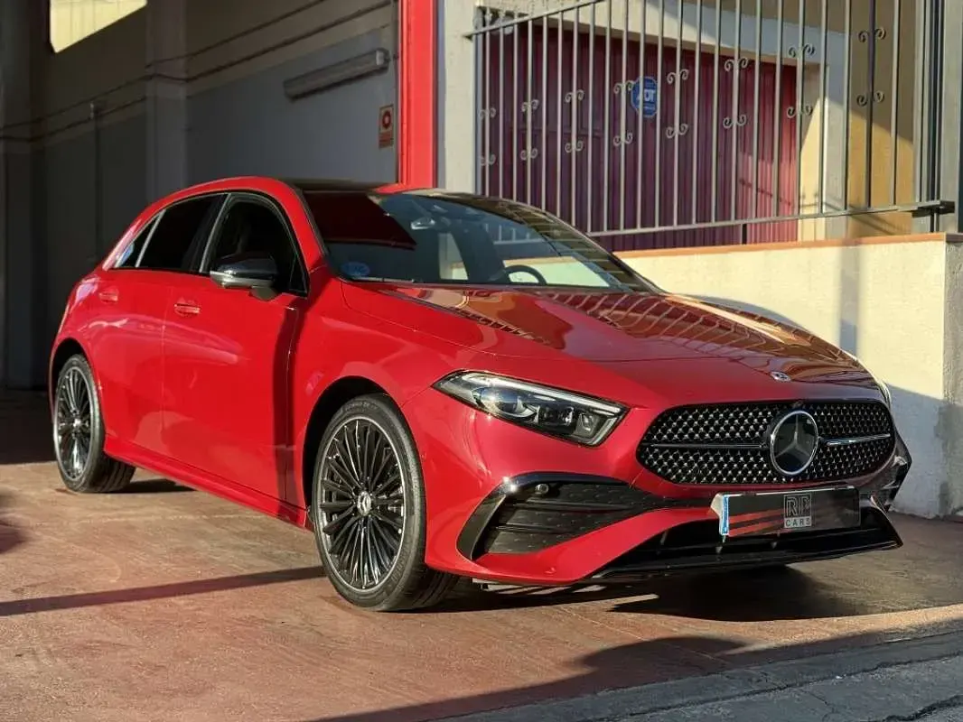 Usado Mercedes A250 218 CV (160 kW) 2023 Rojo Utilitario