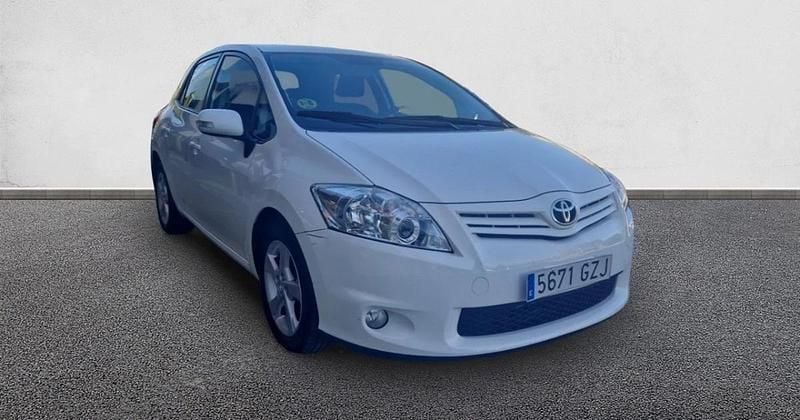 Usado Toyota Auris Active 90 CV (66 kW) 2010 Utilitario