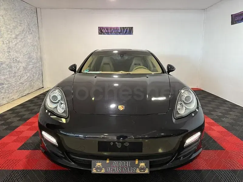 Usado Porsche Panamera 250 CV (183 kW) 2011 Negro Utilitario