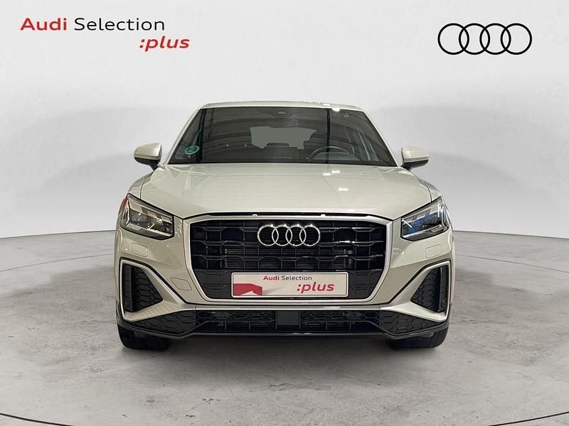 Usado Audi Q2 Ambiente 150 CV (110 kW) 2025 Gris SUV