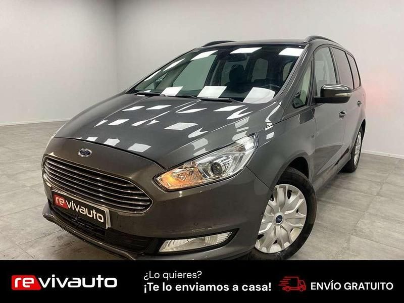 Gris Usado 2017 Ford Galaxy Trend Monovolumen | 16.990 € - Imagen 1/4