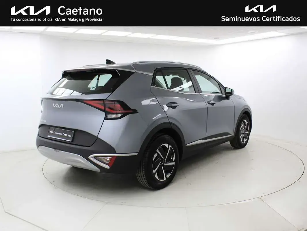 Usado Kia Sportage 136 CV (100 kW) 2024 Plateado SUV