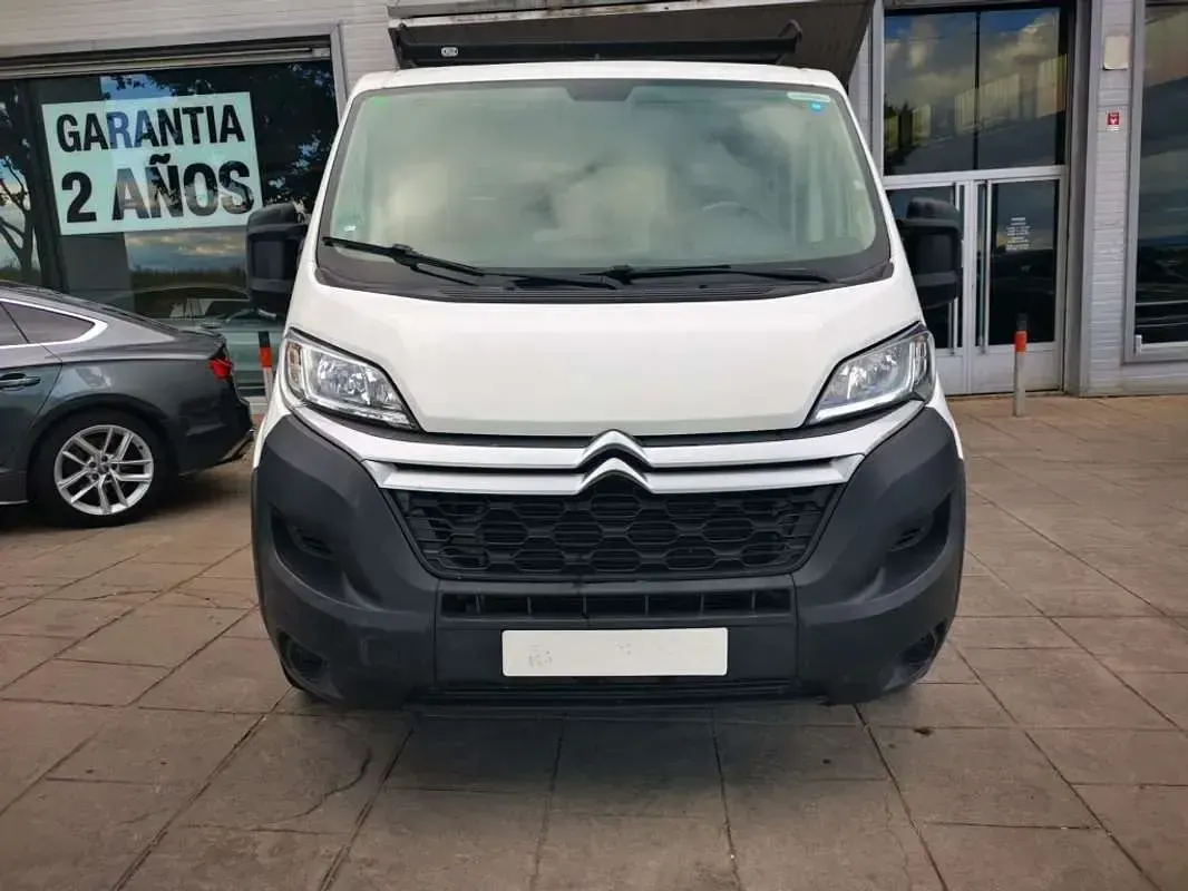 Usado Citroën Jumper 110 CV (80 kW) 2019 Blanco Monovolumen