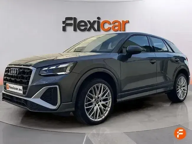 Usado Audi Q2 150 CV (110 kW) 2024 Gris SUV