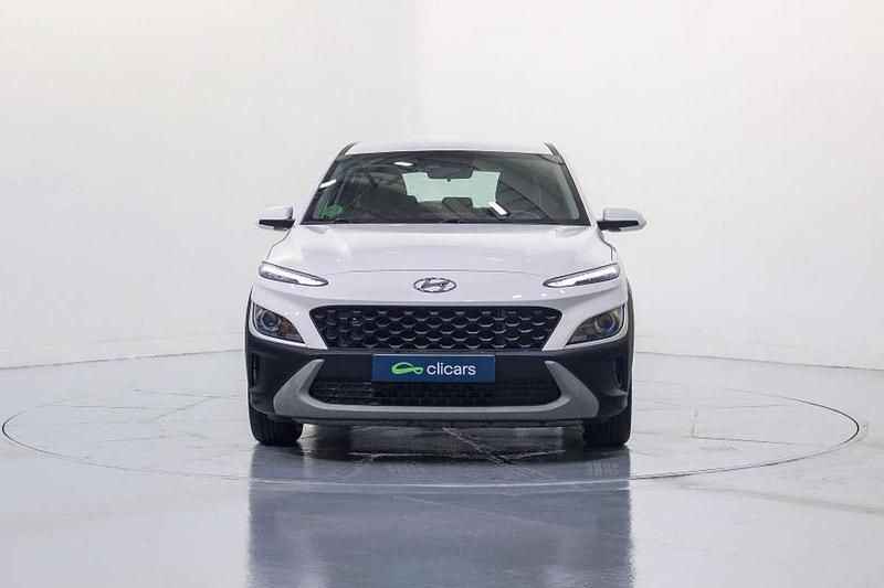 Usado Hyundai Kona 120 HP (88 kW) 2022 Branco SUV