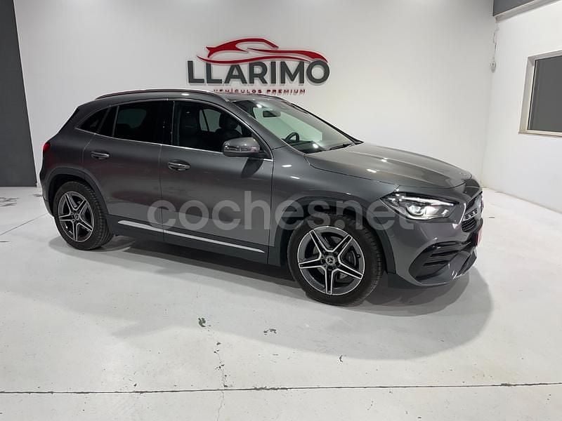 Gris / plata Usado 2023 Mercedes GLA180 SUV | 34.900 € (Precio justo) - Imagen 1/4