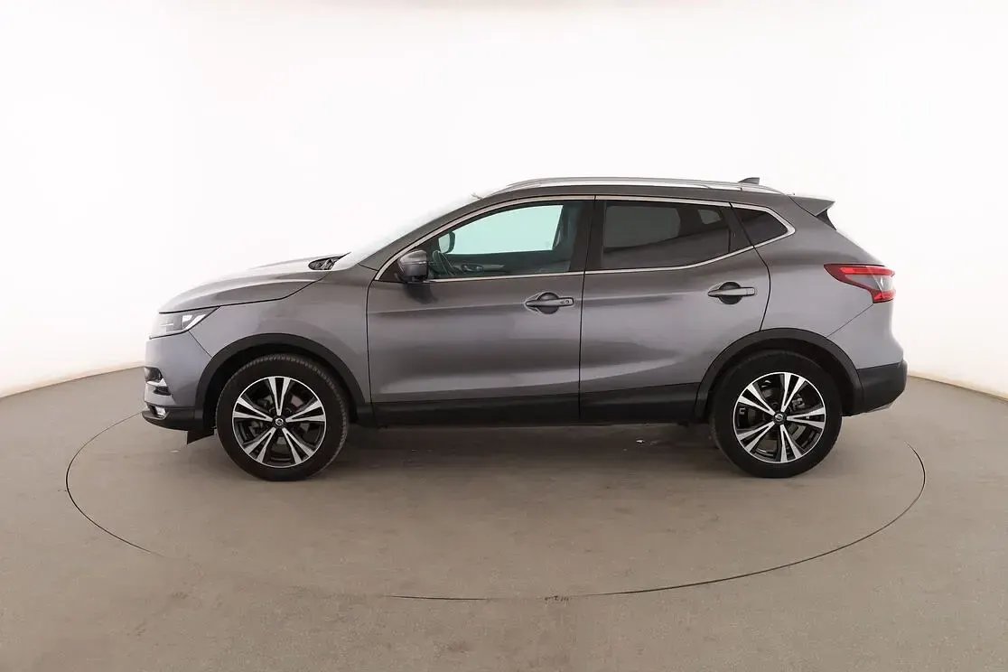 Usado Nissan Qashqai Acenta 115 CV (84 kW) 2017 Gris SUV