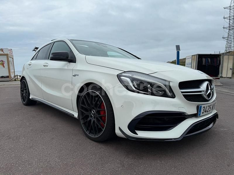 Blanco Usado 2016 Mercedes A45 AMG Berlina | 34.900 € (Precio justo) - Imagen 1/4