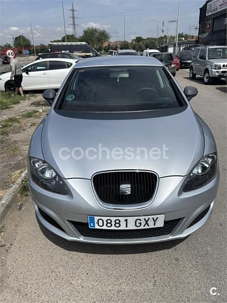 Käytetty Seat Leon 85 HP (62 kW) 2010 Harmaa Viistoperä