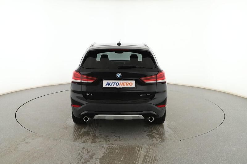 Usado BMW X1 xLine 178 CV (130 kW) 2022 Negro SUV