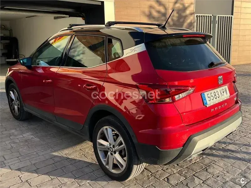 Usado Seat Arona FR 115 CV (84 kW) 2018 Rojo SUV