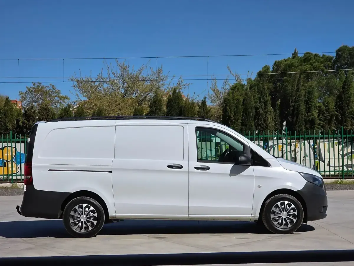 Usado Mercedes Vito 136 CV (100 kW) 2019 Blanco Van