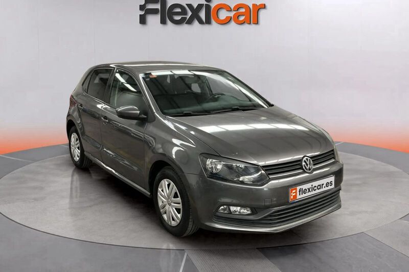 Gris Usado 2016 VW Polo Edition Berlina | 8690 € (Precio justo) - Imagen 1/4