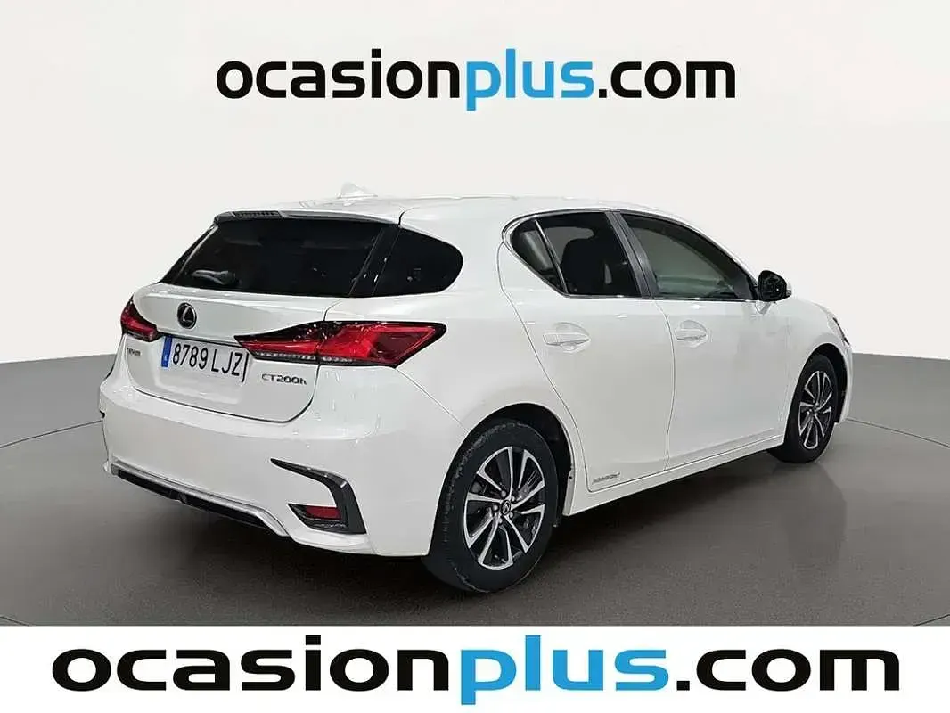 Usado Lexus CT200h Business Edition 136 CV (100 kW) 2020 Blanco Utilitario
