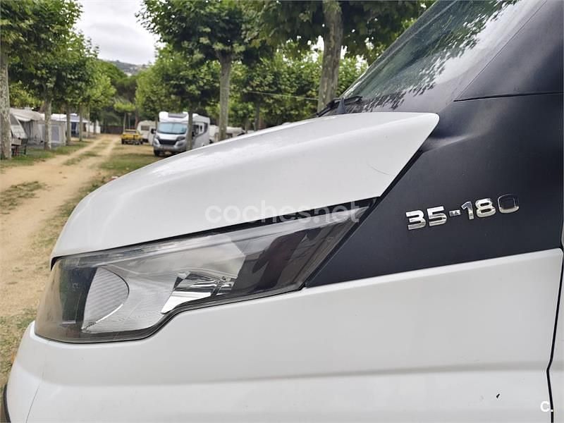 Usado Iveco Daily 176 CV (129 kW) 2012 Blanco Pickup/Camioneta