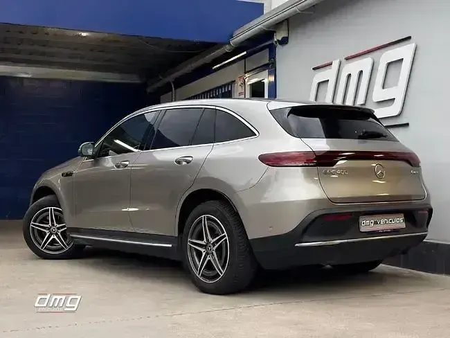 Usado Mercedes EQC400 300 kW (408 CV) 2022 Gris SUV