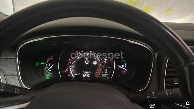 Usado Renault Talisman Intens 130 CV (95 kW) 2017 Azul Berlina