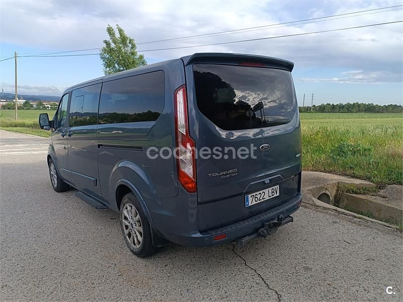 Usado Ford Tourneo Titanium 185 CV (136 kW) 2019 Azul Monovolumen