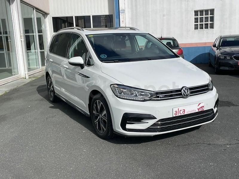 Usado VW Touran Sportline 150 CV (110 kW) 2021 Blanco Monovolumen