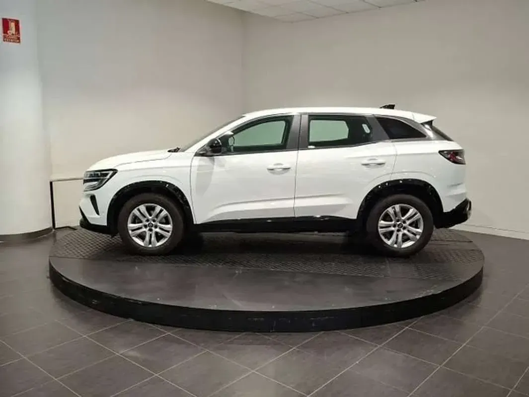 Usado Renault Austral Equilibre 140 CV (102 kW) 2023 Blanco SUV