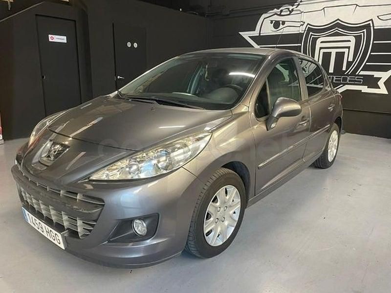 Usado Peugeot 207 Sport 109 CV (80 kW) 2011 Gris / plata Berlina