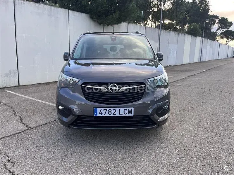 Usado Opel Combo Life Selective 130 CV (95 kW) 2019 Gris / plata Monovolumen