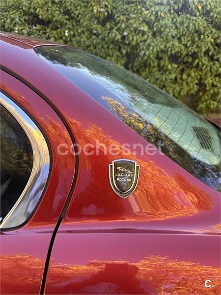 Granate Usado 2006 Jaguar X-type Executive Berlina | 6650 € (Precio justo) - Imagen 1/4