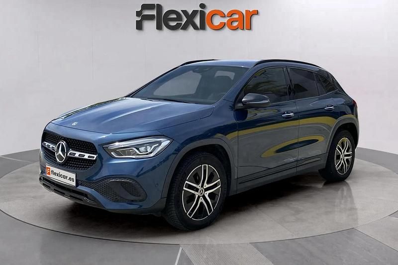 Usado Mercedes GLA200 150 CV (110 kW) 2021 Azul SUV
