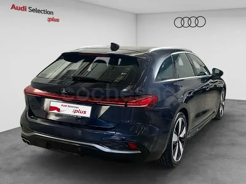 Usado Audi A5 S-Line 204 CV (150 kW) 2025 Azul Familiar