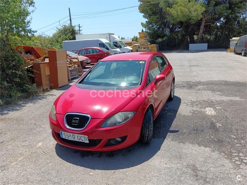 Rojo Usado 2008 Seat Leon Ecomotive Berlina | 2800 € (Super precio) - Imagen 1/4