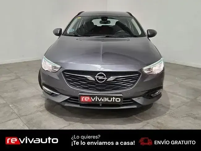 Usado Opel Insignia Selective 110 CV (80 kW) 2020 Gris Familiar