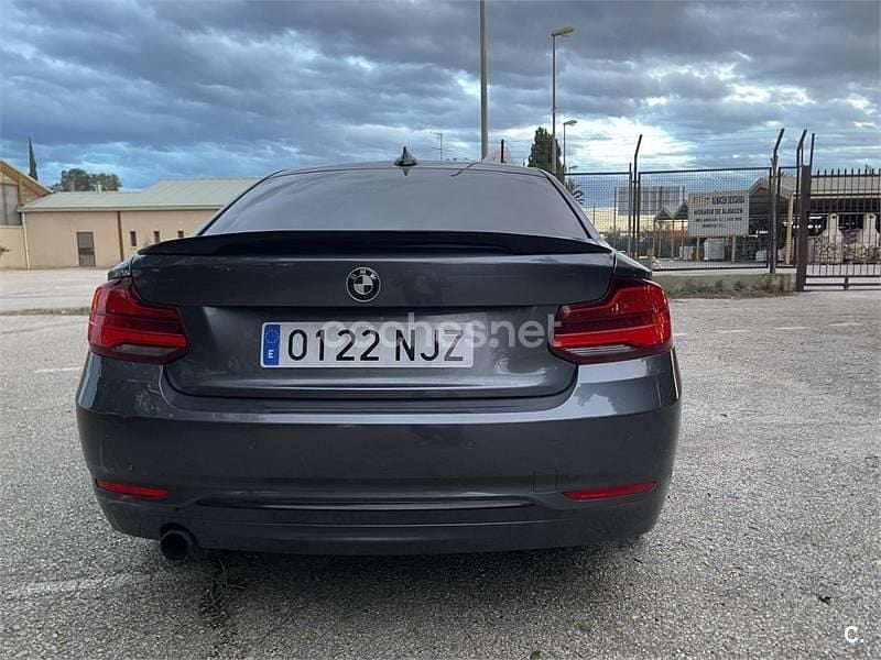 Usado BMW 218 Sport Line 136 CV (100 kW) 2017 Gris / plata Coupe