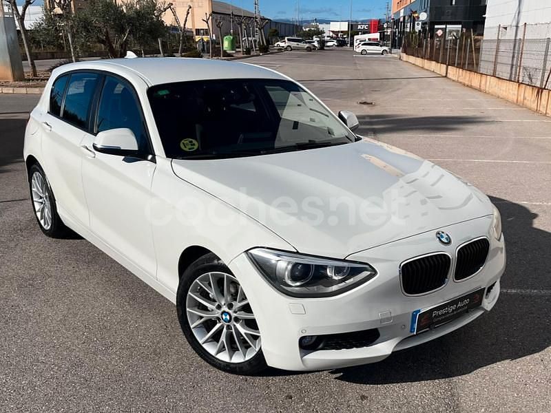 Usado BMW 118 150 CV (110 kW) 2015 Blanco Utilitario