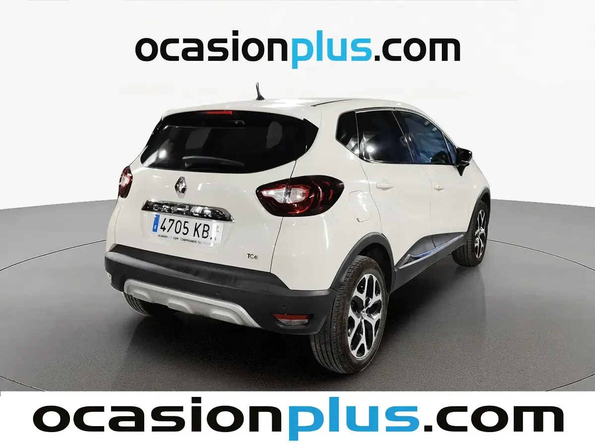 Usado Renault Captur Zen 90 CV (66 kW) 2017 Beige SUV
