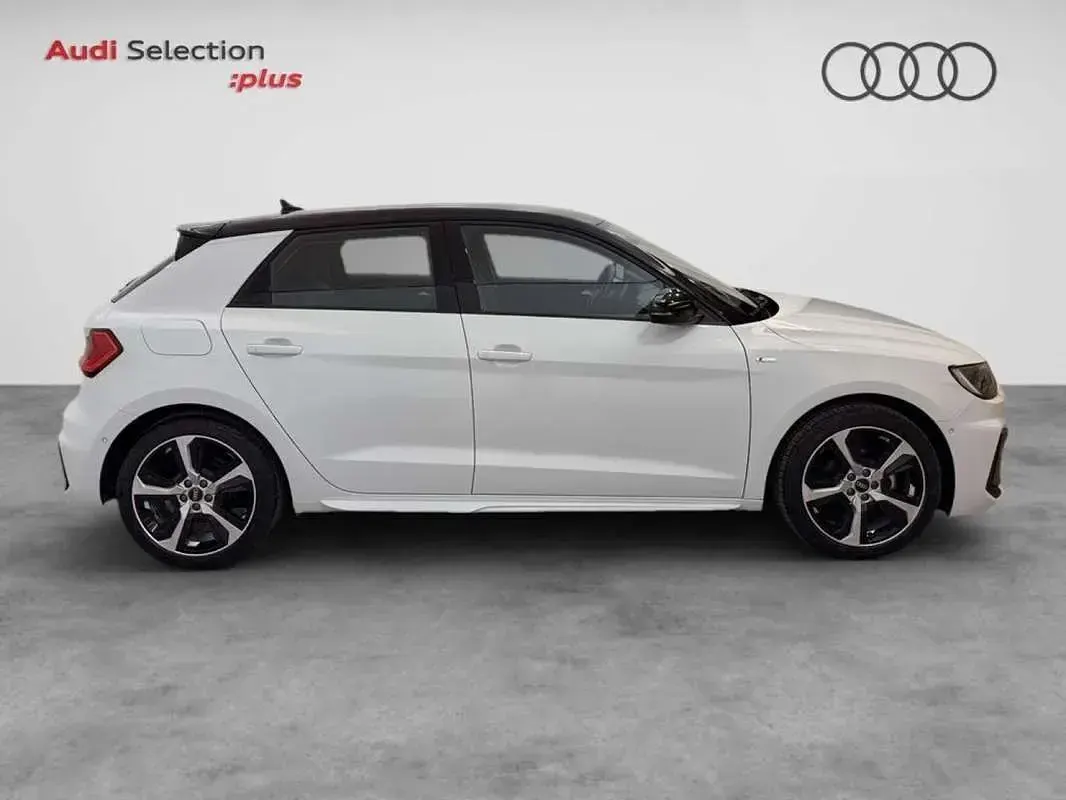 Usado Audi A1 Sportback Black Edition 95 CV (69 kW) 2022 Blanco Utilitario