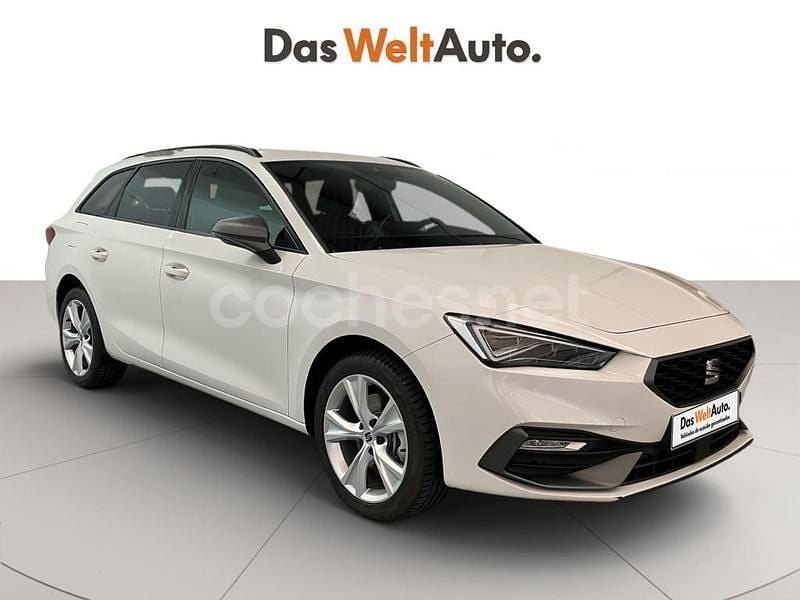 Blanco Usado 2025 Seat Leon FR Familiar | 30.250 € (Caro) - Imagen 1/4