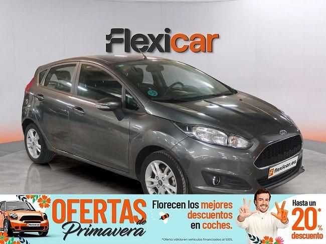 Usado Ford Fiesta Trend 85 CV (62 kW) 2017 Gris