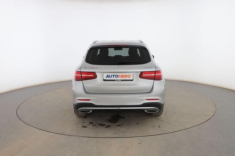 Usado Mercedes GLC250 AMG line 205 CV (150 kW) 2017 Gris SUV