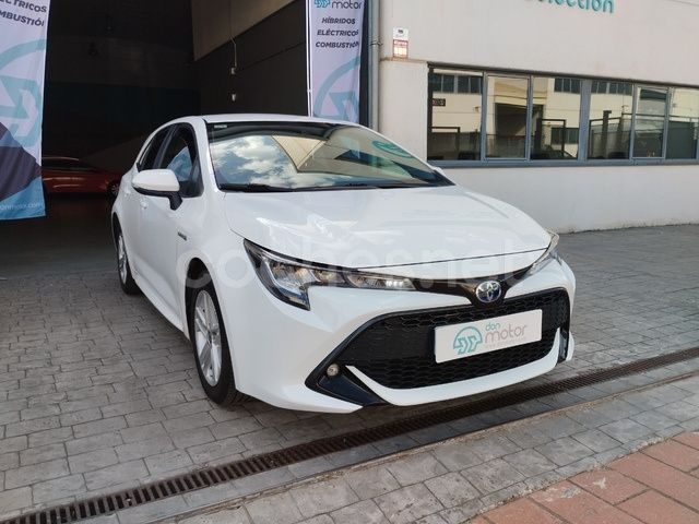 Blanco Usado 2020 Toyota Corolla Active Berlina | 18.300 € (Precio justo) - Imagen 1/4
