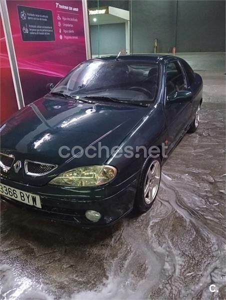 Usado Renault Mégane Coupé Dynamique 95 CV (69 kW) 2002 Verde Coupe