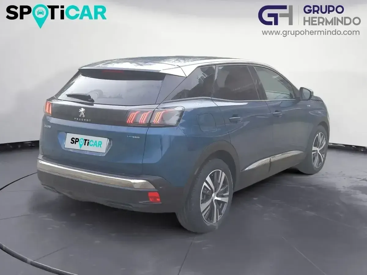 Usado Peugeot 3008 Allure 225 CV (165 kW) 2022 Azul SUV